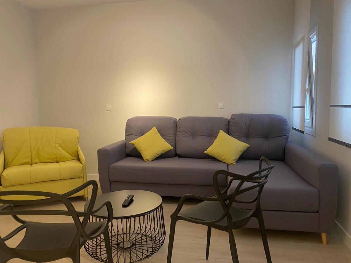 Apartamentos La Flora Burgos Todos Con Aire Acondicionado Y Ascensor Εξωτερικό φωτογραφία